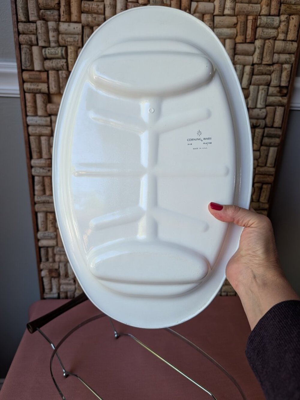 Meat Platter w/ MCM Metal & Wood Serving Base | CorningWare P‑19 Blue Cornflower - Picture 6 of 12